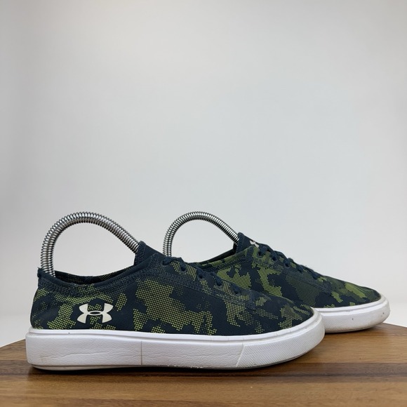 Big Kids Boys Under Armour UA‎ KickIt2 Low Utility Blue Green Sneakers Size 4 Y - Picture 1 of 10